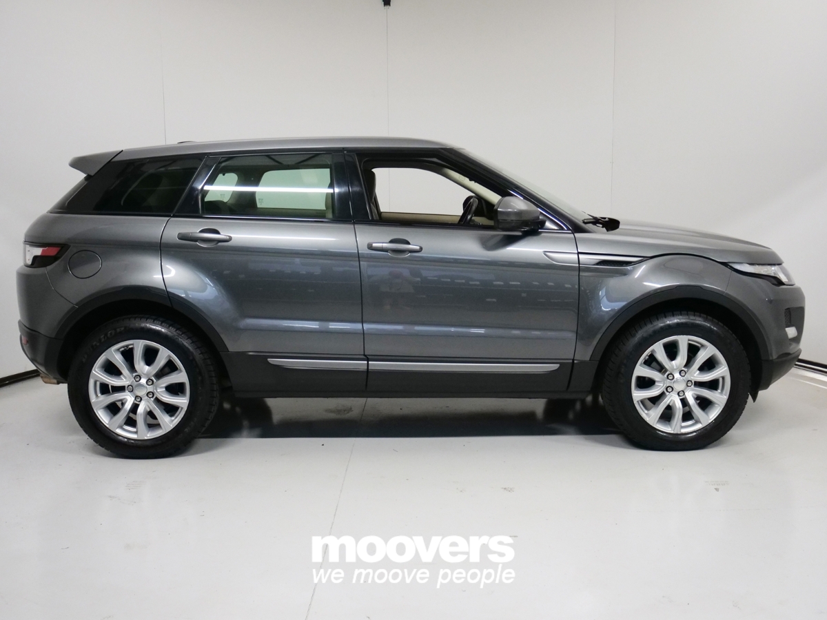 Land rover Range Rover Evoque 2.2 TD4 5p. Pure Tech Pack 3 anni garanzia